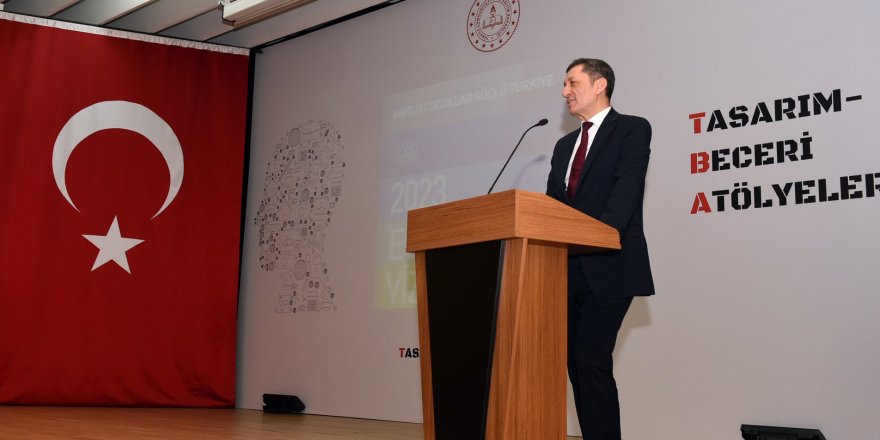 MEB'den Öğretmenlere "Tasarım Beceri Atölyeleri" Eğitimi