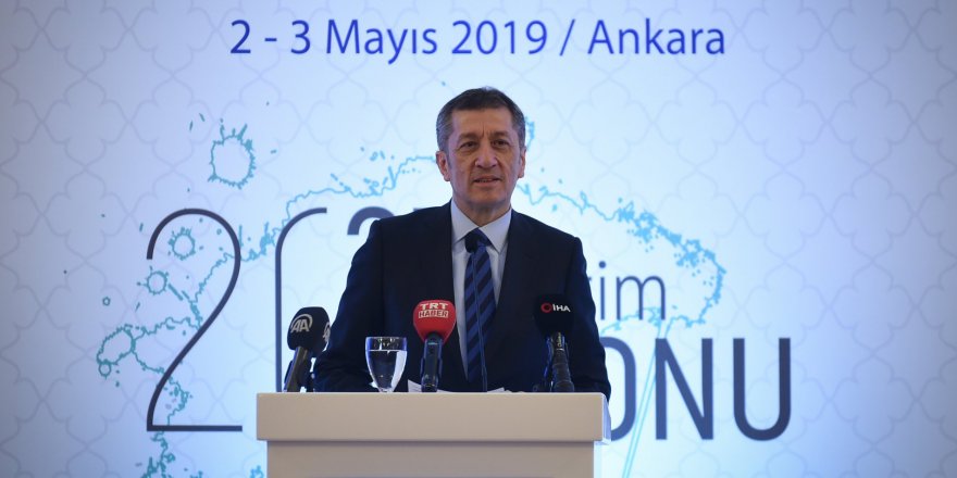 MEB yabancı dil eğitimini masaya yatırıyor