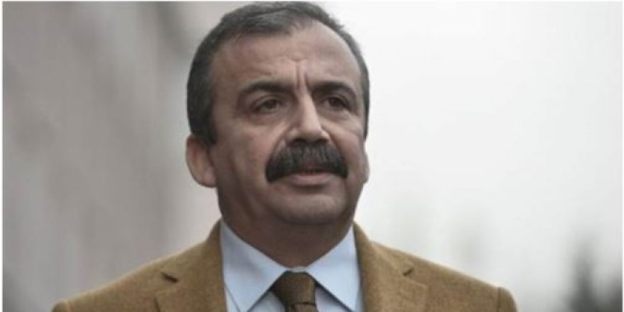 AYM'den Sırrı Süreyya Önder için hak ihlali kararı