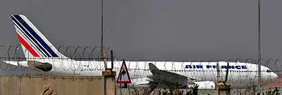 Okyanus üzerinde esrarengiz turuncu noktalar