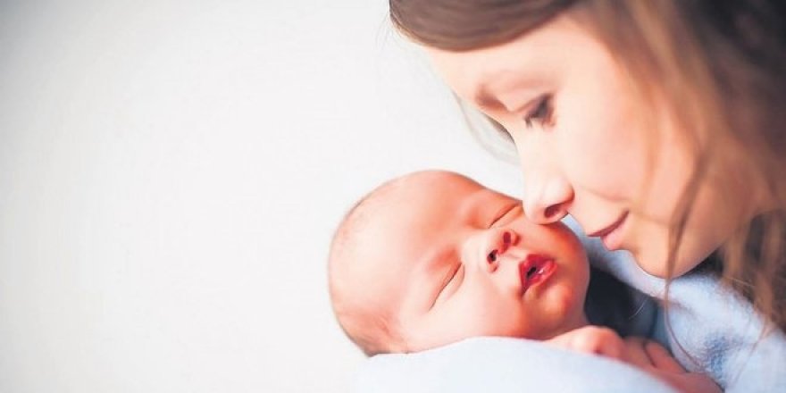 Doğum yapan anneye 7.500 TL destek