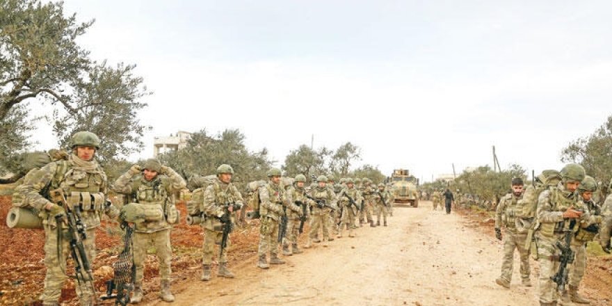 Rejim kontrol noktasını vurdu, eller tetikte