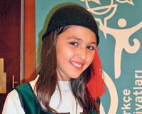 Bülent Arınç'ın övgüyle bahsettiği Selma, buzlar ülkesinin kızı!