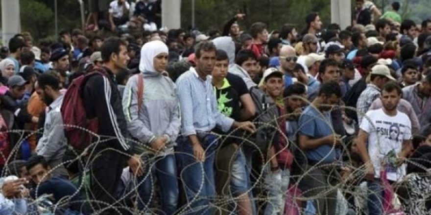 Türkiye, Suriyeli mültecilere Avrupa kapılarını açtı