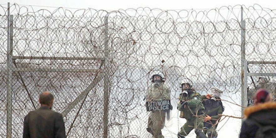 Göçmene dur teröriste geç