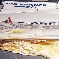 Düşen uçaktan 17 ceset çıkarıldı