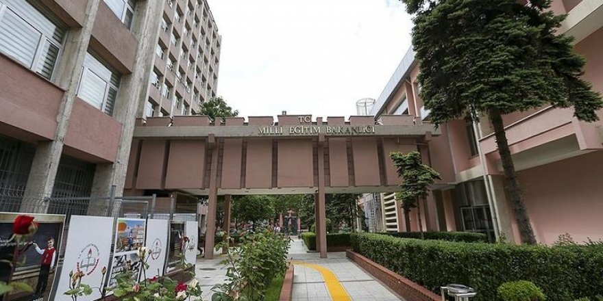 MEB'de Koronavirüs Alarmı! Karantinaya Alındı!