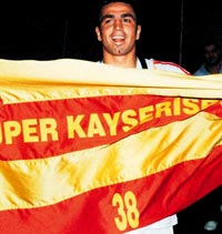 Kanarya'ya dönüyor