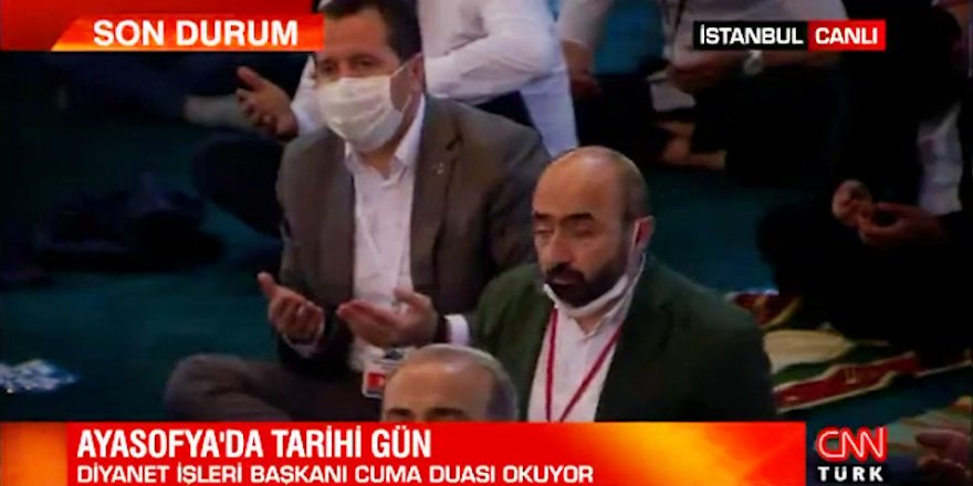 Ali Yalçın, Ayasofya'da İlk Cuma Namazı'na Katıldı