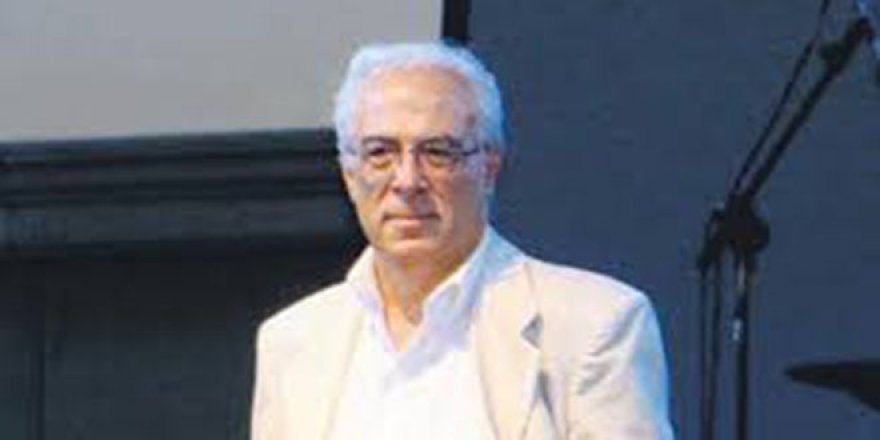 Dolandırıcılar, Fizik Profesörünü de ağlarına düşürdü