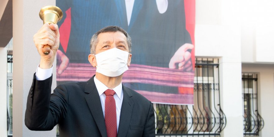 MEB: Haftada bir gün okula gidilecek, devamsızlık yok!