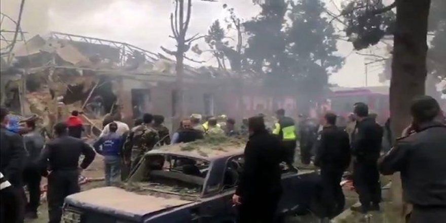 Ermenistan Azerbaycan'ın ikinci büyük şehri Gence'ye füzeyle saldırdı