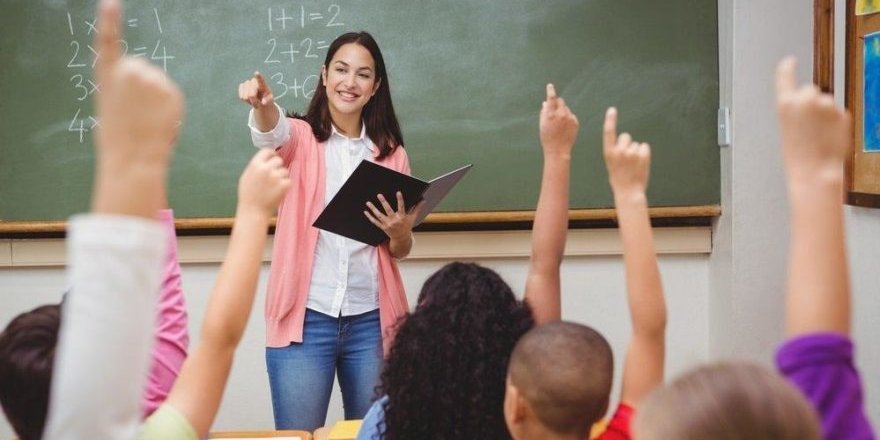 “Öğretmenlik mesleği tarihte hiç olmadığı kadar değersizleştirildi”