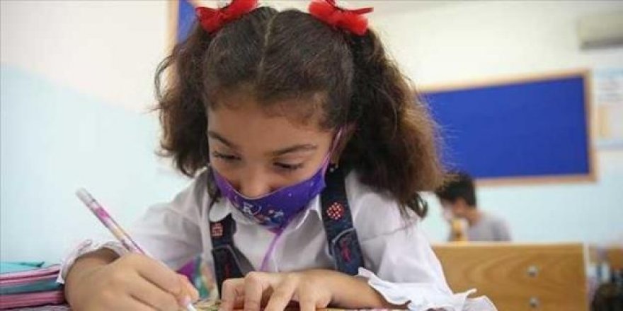 Okulun ilk günü talihsizlik! Öğretmen böyle duyurdu