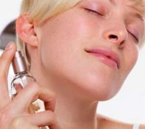 Az şampuan ve deodorant tüketiyoruz