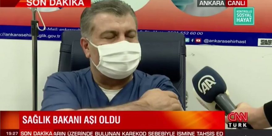 İlk CoronaVac aşısı Sağlık Bakanı Koca'ya yapıldı