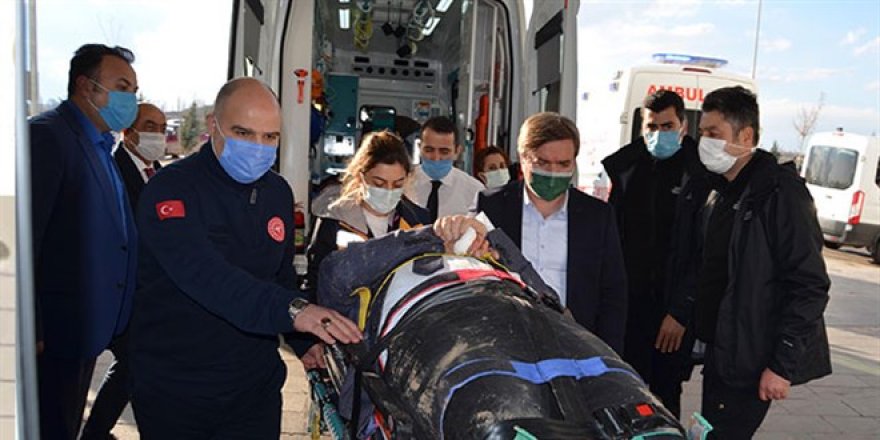 MEB Genel Müdürü Cem Gençoğlu, trafik kazasında yaralandı