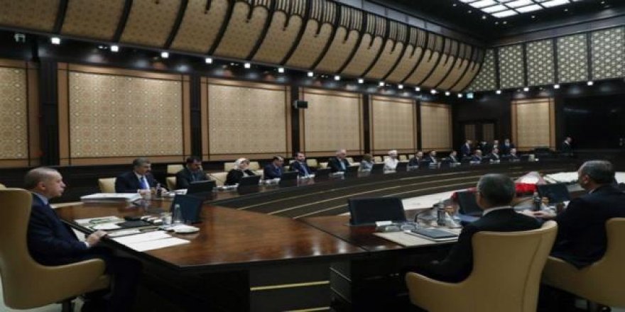 Kulisler hareketlendi! Hangi bakanın son toplantısı olacak?