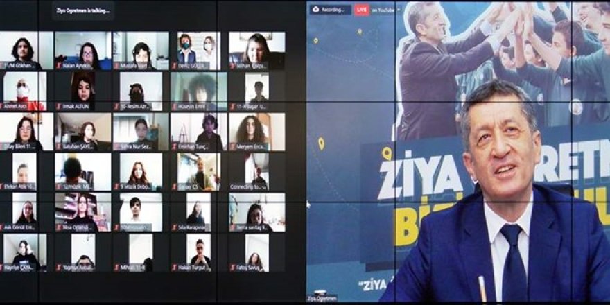 'Ziya Öğretmen' fizik öğretmenleriyle buluştu