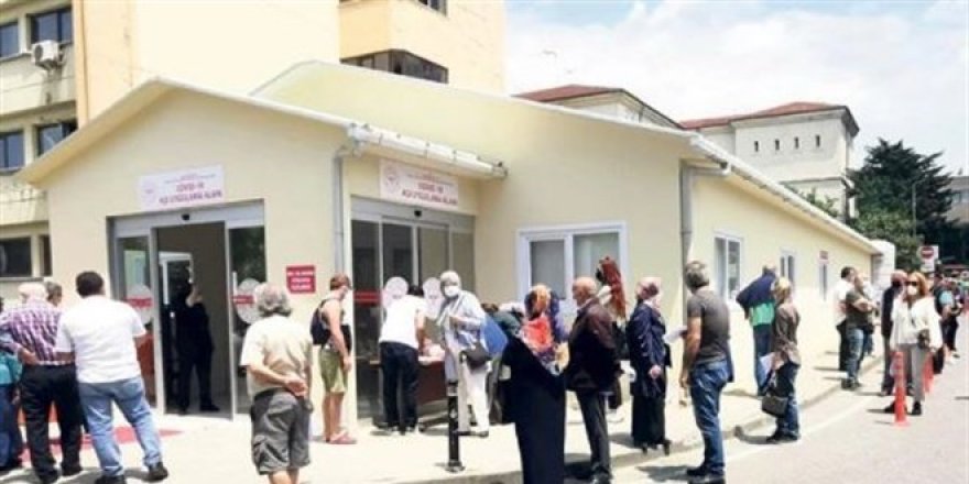 Vatandaştan hemşireye: Aşı şişemi görebilir miyim?