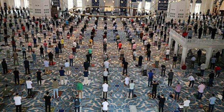 Diyanet'ten 'teravih namazı' açıklaması!