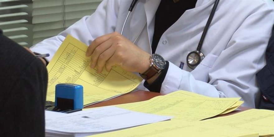 Aile hekimleri 'ceza yönetmeliği'ne karşı iş bırakıyor