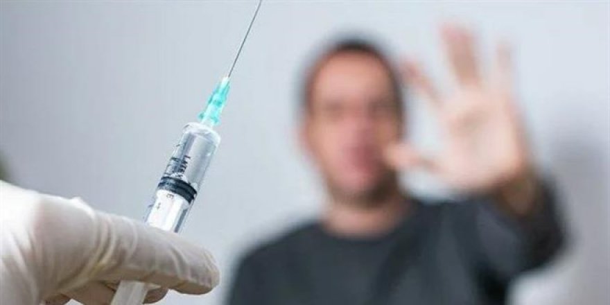 Aşı karşıtı diş hekimine 5 ay meslekten men