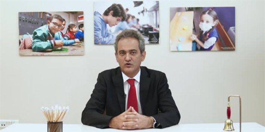Milli Eğitim Bakanı Özer öğretmenlere hitap etti