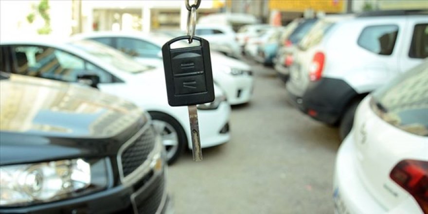 İkinci el otoda fiyatlar yükseldi, satışlar azaldı