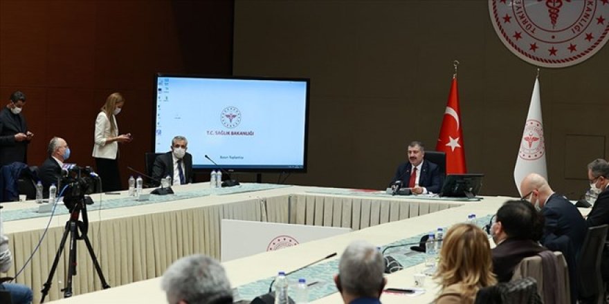 Sağlık Bakanı Koca'dan aşı kartı açıklaması