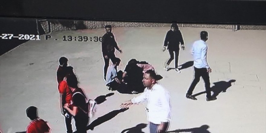 Dili boğazına kaçan öğrenciyi, öğretmenin müdahalesi kurtardı