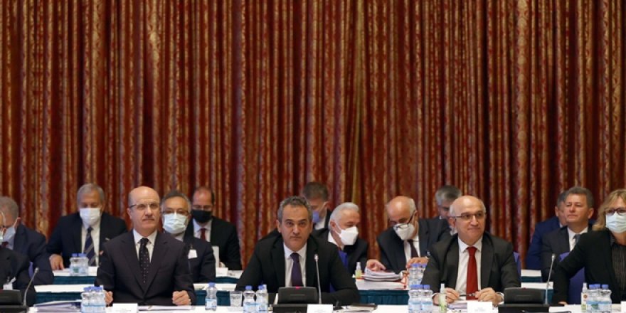 Bakan açıkladı: En düşük öğretmen maaşı 5.097 lira