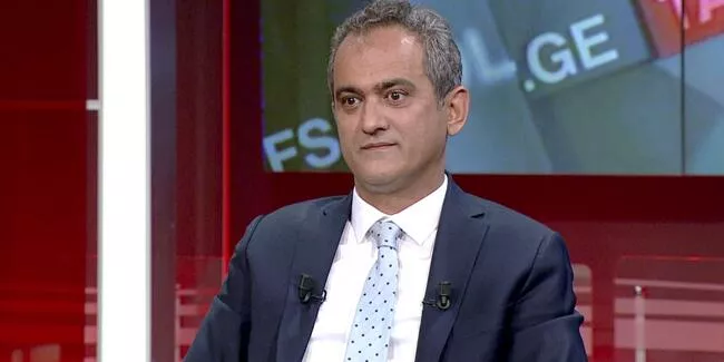 Bakan Özer: Valilikler ders süresini düşürebilir