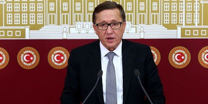 Sevilay Yılman'dan Lütfü Türkkan'a... Tam bir İstanbul beyefendisi!