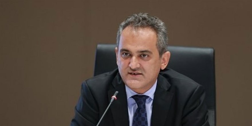 Bakan Özer Duyurdu: Ehliyet Sınav Sorularında Yeni Uygulama!