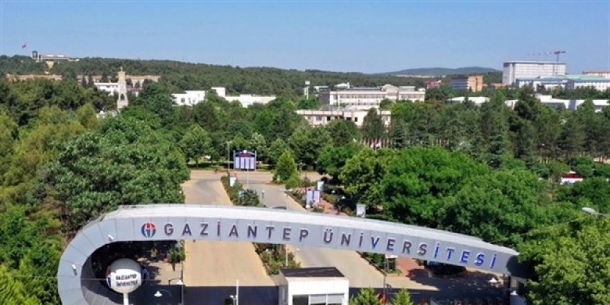 Rektör, parayı vermeden gitmiş!