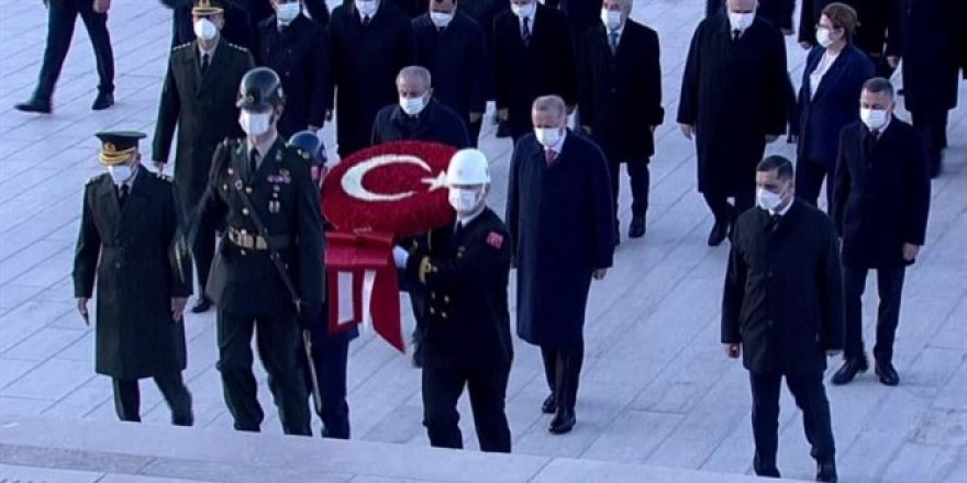 Devlet erkanı Anıtkabir'de