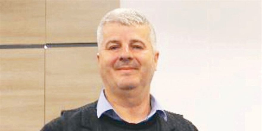 Erdoğan'a hakaret eden bölüm başkanı 2,5 yıl sonra görevden alındı