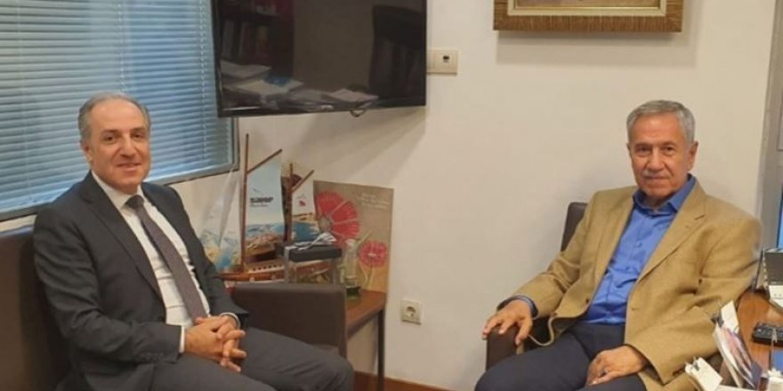 Flaş KHK Görüşmesi! Bülent Arınç, Eski Ak Partili Vekille Görüştü!