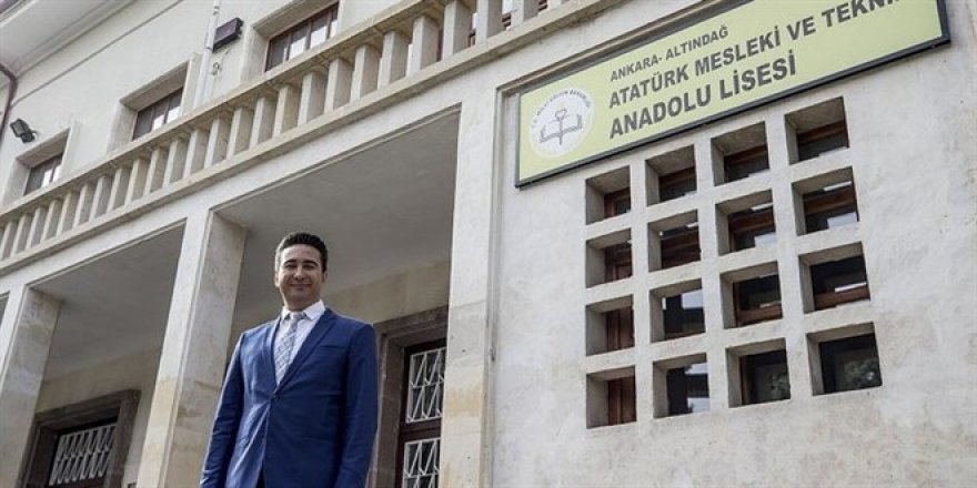 Dünya onu ve başarılarını konuşuyor! Şampiyon öğretmen katsayı mağduru çıktı!