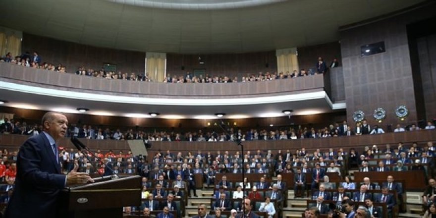 AK Parti yeni Grup Başkanı'nı seçecek