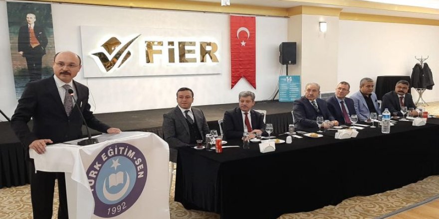 Talip Geylan: "Öğretmenlik Meslek Kanunu Tasarısı Kamuoyu İle Paylaşılmalı"