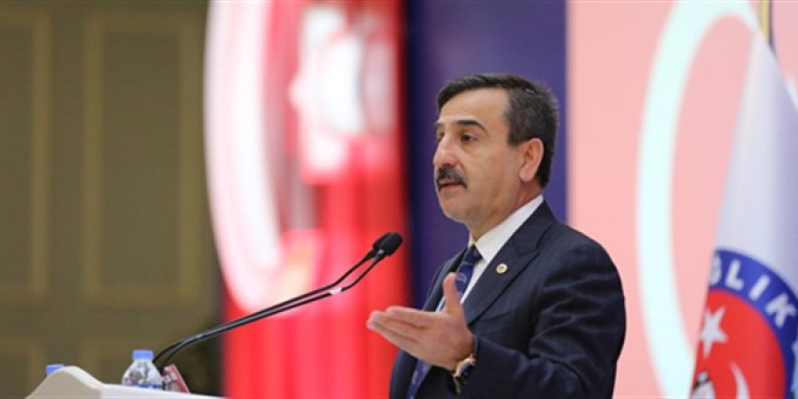 Yeni asgari ücret en düşük 'memur maaşını' geçti