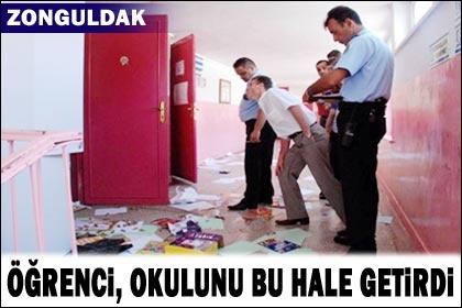 3 öğrenci okulu savaş alanına çevirdi