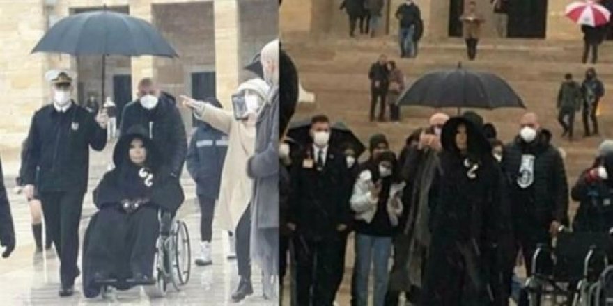 Bülent Ersoy'un Anıtkabir fotoğrafı tartışma yarattı