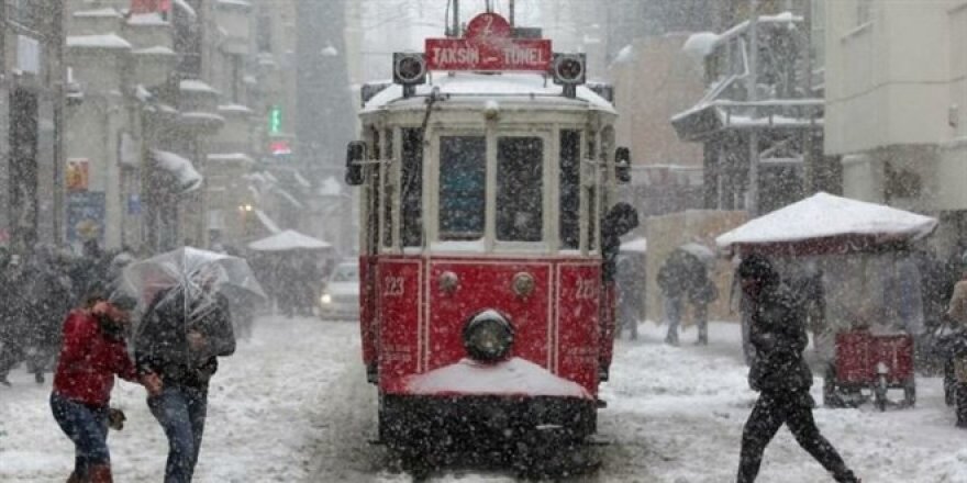 Valilikten yeni karar: İstanbul'da personel yarın da izinli sayılacak