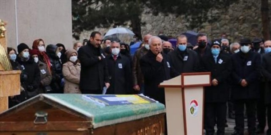 Lisenin 32 yıllık 'efsane' müdürü toprağa verildi