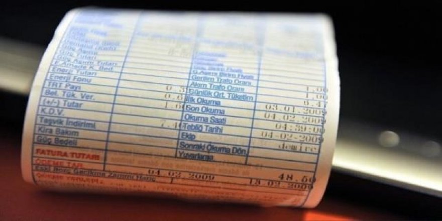 İki siyasi parti lideri elektirik faturalarını paylaştı!