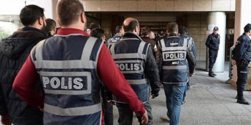 Askeri sınav soruşturmasında Ankara ve Mersin'de toplam 60 FETÖ gözaltısı