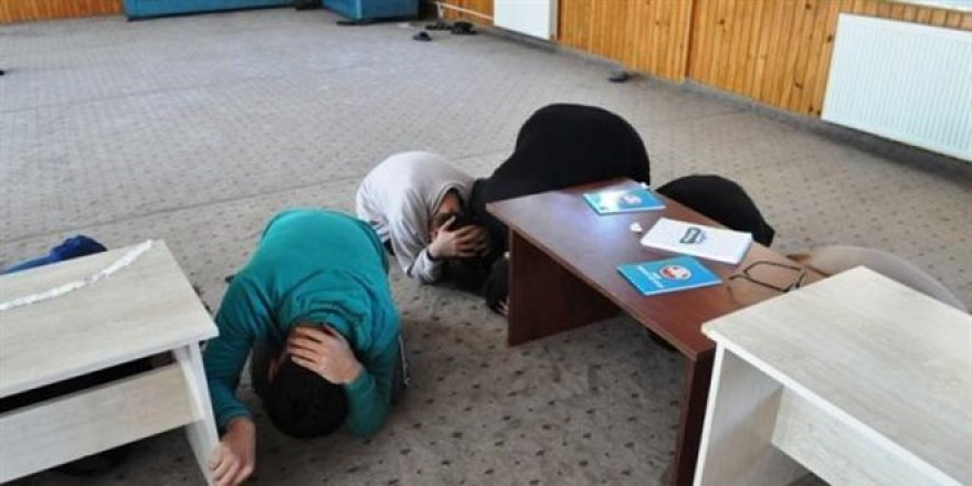 4 Mart'ta tüm okullarda deprem tatbikatı yapılacak